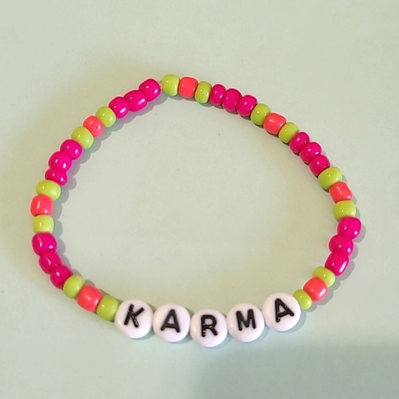 TAYLOR SWIFT BRACELETS - Handmade - Picture 3 of 5